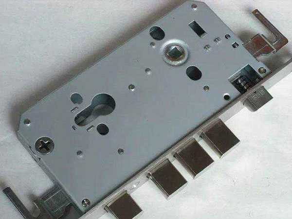 集美24小时上门开锁公司